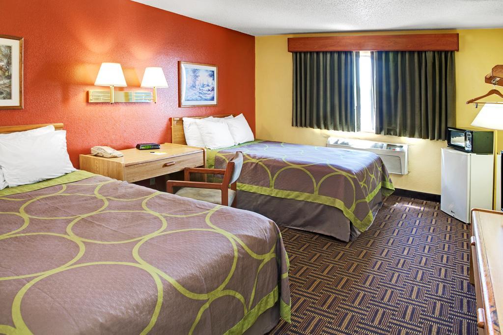 Super 8 By Wyndham Romeoville Bolingbrook Exterior foto